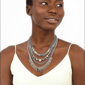 Stella & Dot Amelia Necklace